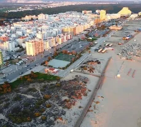 T2 Frente Mar Monte Gordo