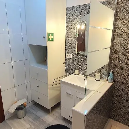 T2 Frente Mar شقة