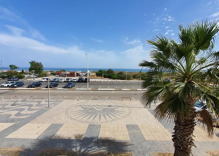 Apartment T2 Frente Mar Monte Gordo