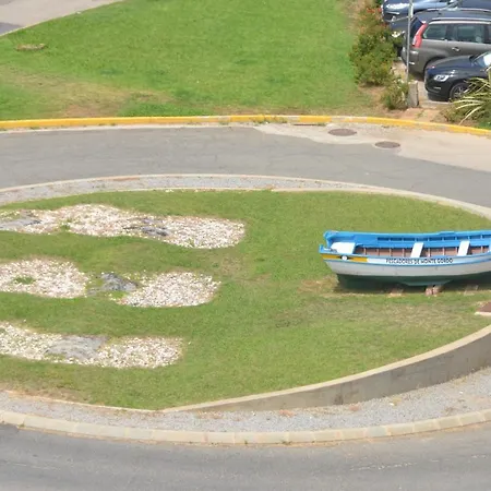 T2 Frente Mar דירה